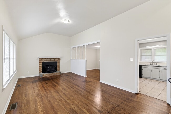 Building Photo - 62 Cline Dr