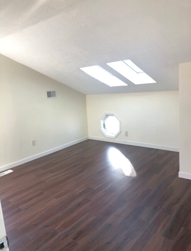 Building Photo - Haven on 39th