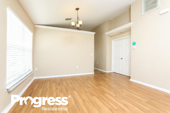 Building Photo - 2041 Colonial Woods Blvd
