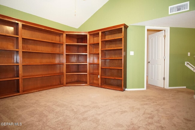 Building Photo - 7133 Mesquite Tree Ln