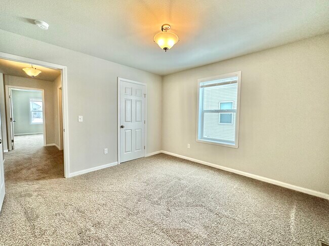 Building Photo - 2240 James Kelly Ln