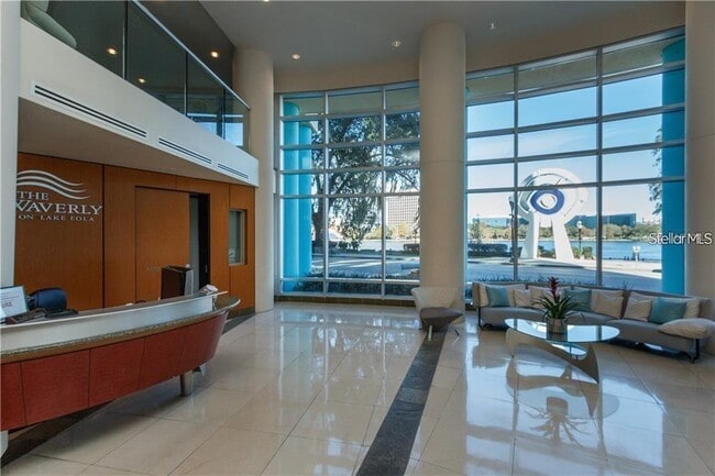 Building Photo - 322 E Central Blvd