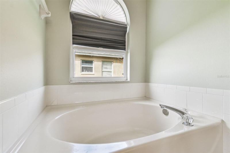 Building Photo - 30946 Burleigh Dr