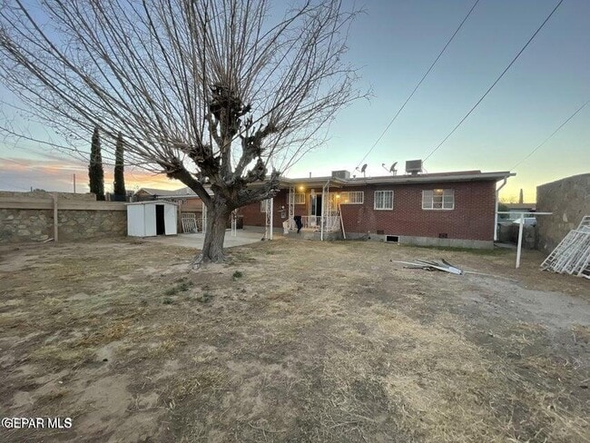 Building Photo - 316 Barcelona Dr