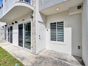 Building Photo - 13946 SW 259th Way