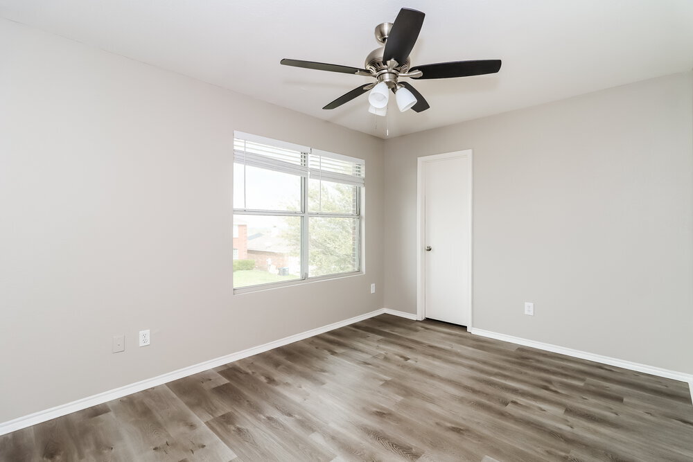 Building Photo - 9953 Legacy Dr