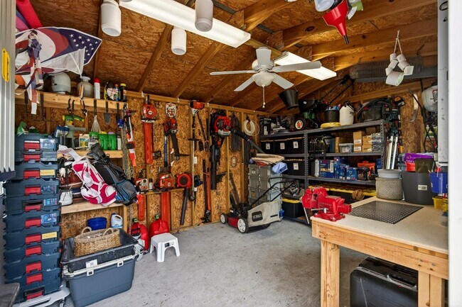 Building Photo - 5409 Dwight Dr