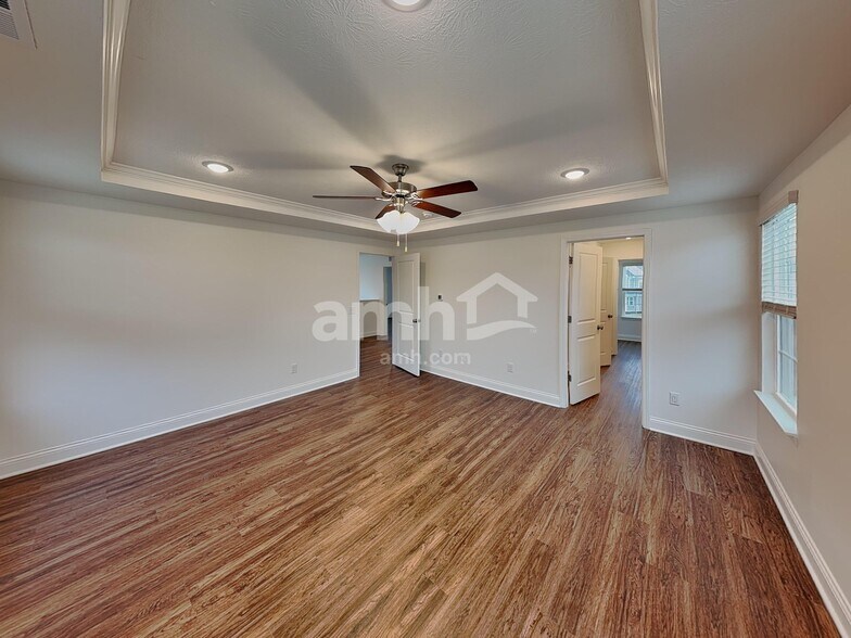 Building Photo - 8408 Northpoint Dr