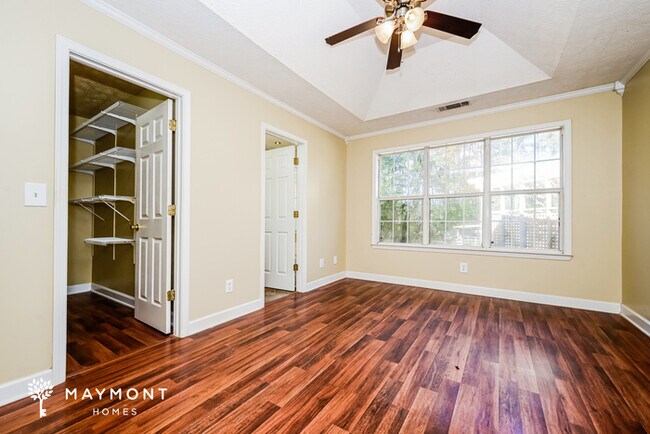 Building Photo - 116 Halifax Dr