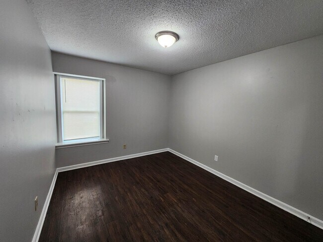 Building Photo - 4559 Quail Ridge Trail