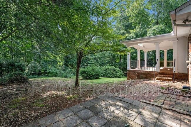 Building Photo - 175 Wavetree Dr