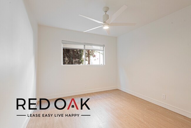 Building Photo - 1007 Lincoln Blvd