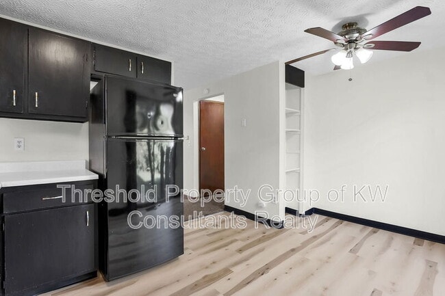 Building Photo - 3490 Clarkston Ave