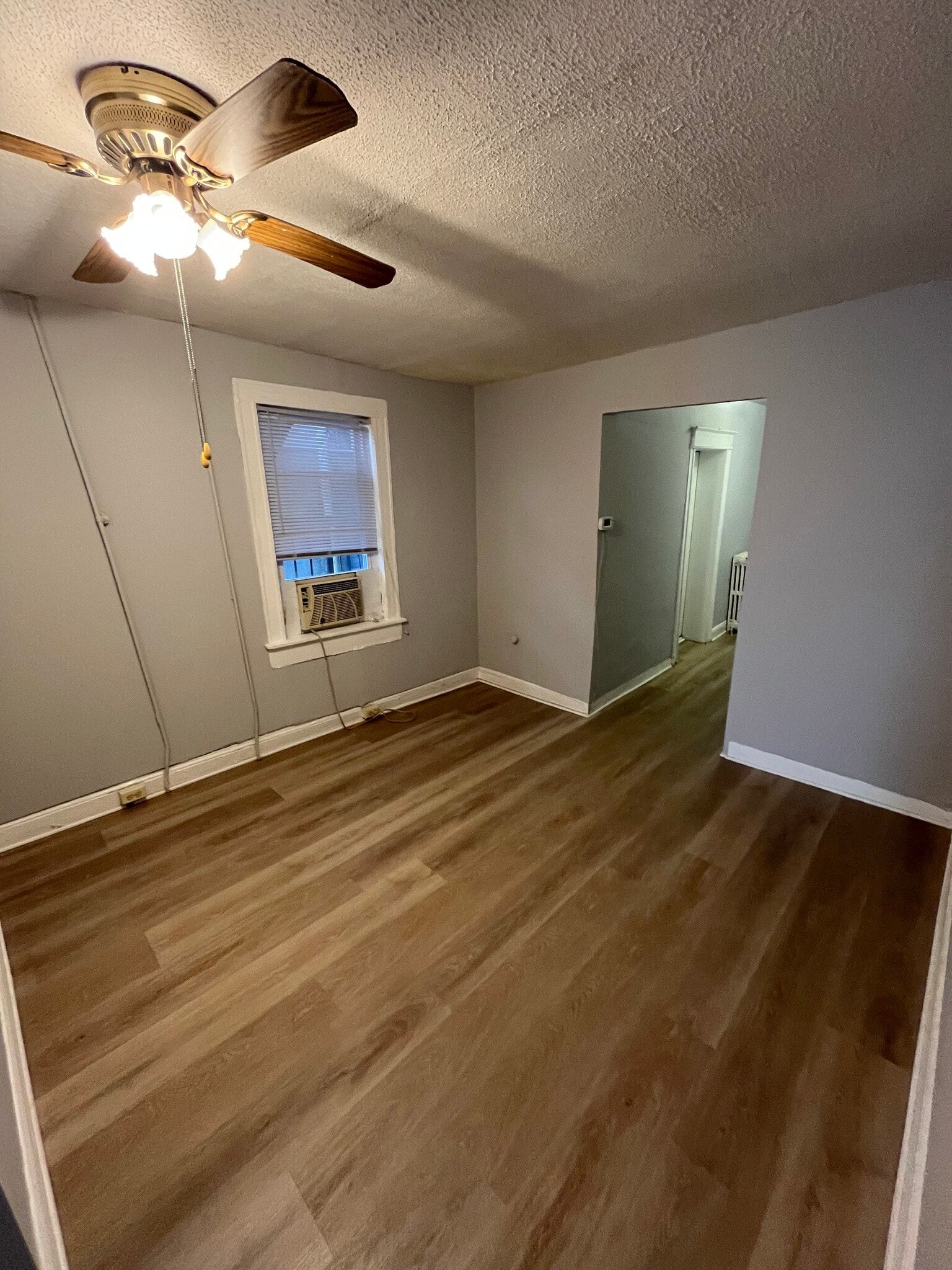 First Floor Den - 118 S Washington St