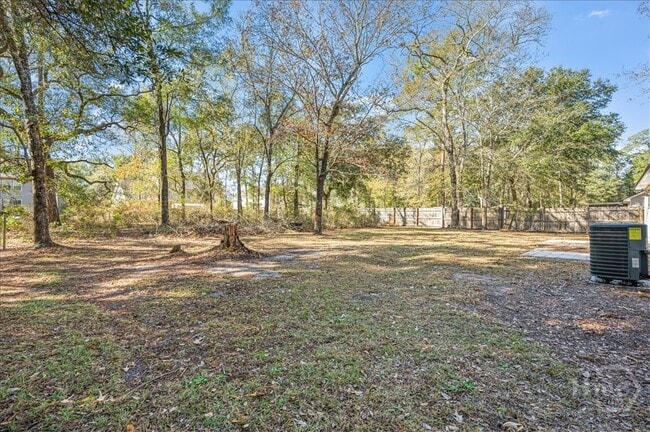 Building Photo - 479 Archer Rd