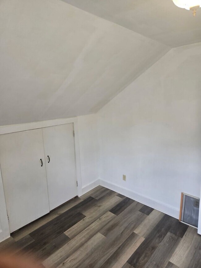 Building Photo - 3746 W 39th St