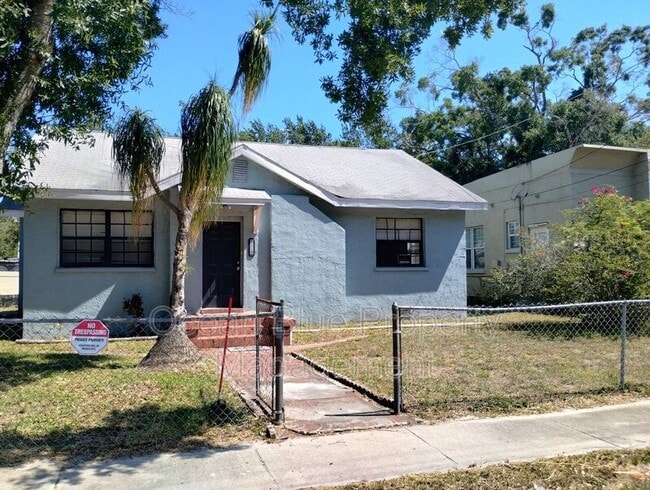 Building Photo - 5112 E 20th Ave
