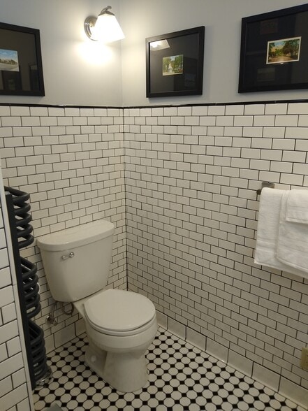 Bath - 501 E Mississippi Dr