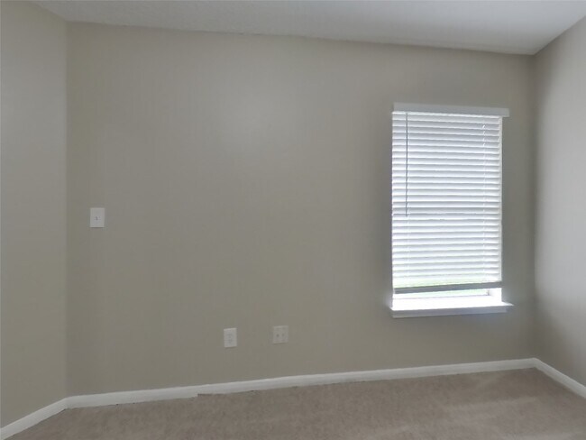 Building Photo - 3234 Kelling St