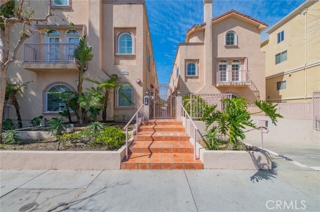 Building Photo - 5719 Camellia Ave