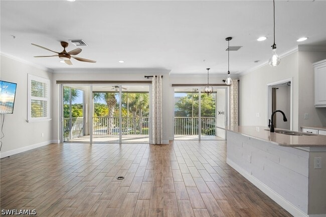 Building Photo - 6934 Avalon Cir
