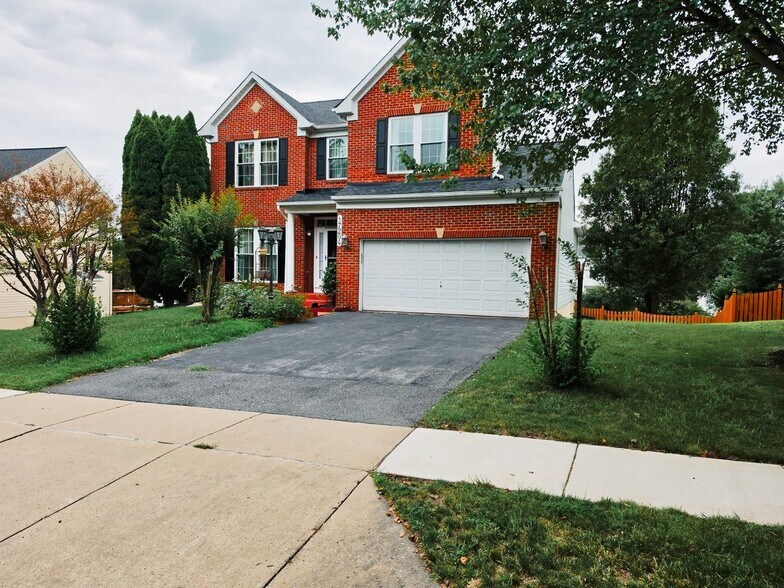 Building Photo - 17204 Sumac Ct