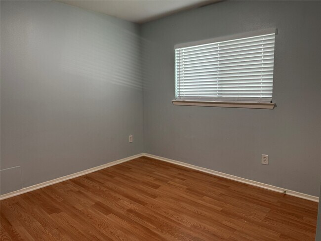 Building Photo - 20642 Patriot Park Ln