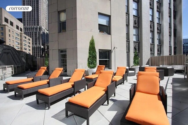 Building Photo - 20 Exchange Pl