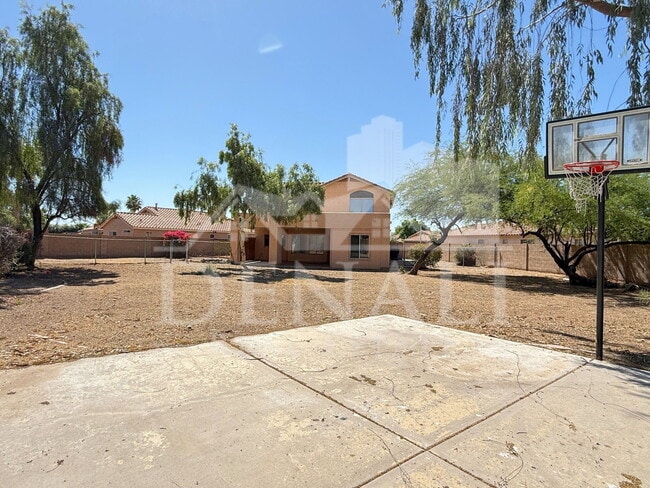 Building Photo - 1274 W Sparrow Ct