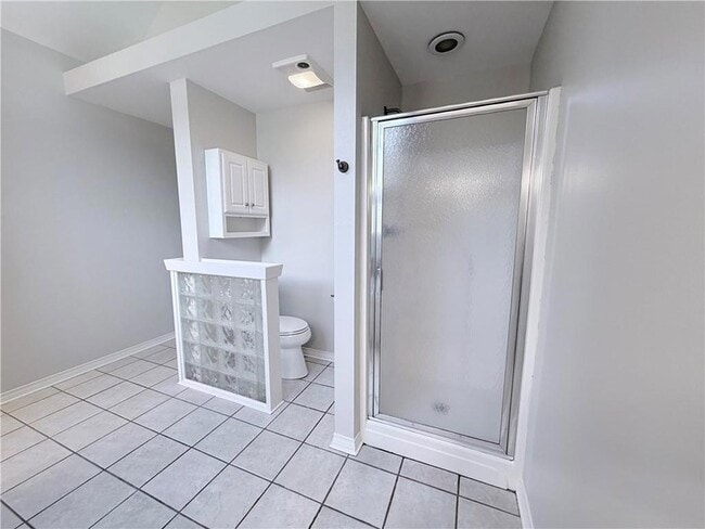 Building Photo - 1245 Sycamore Pl