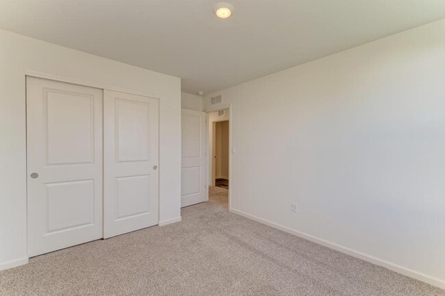 Building Photo - 2661 Seeley St