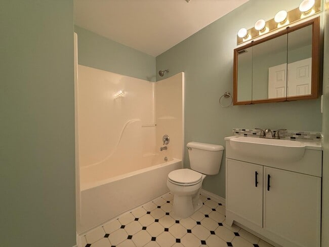 Building Photo - 12411 W 11th Ave