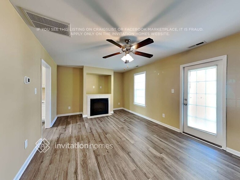 Building Photo - 302 Whitehall Ct