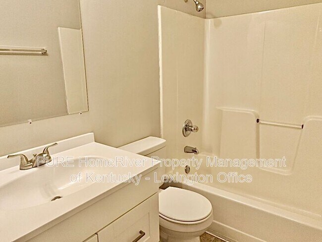 Building Photo - 1053 Merrick Dr