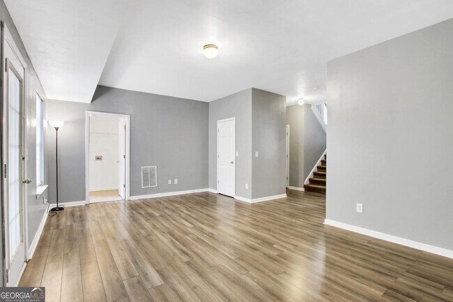 Building Photo - 1411 Denson Ln S W