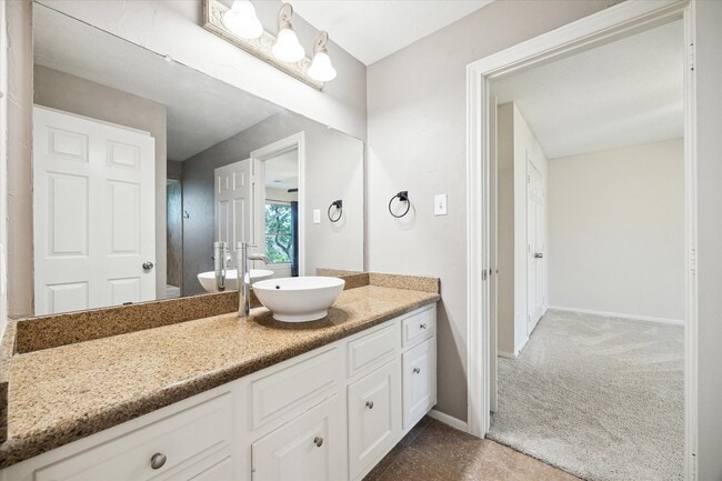 Building Photo - 5315 Sunbright Ct
