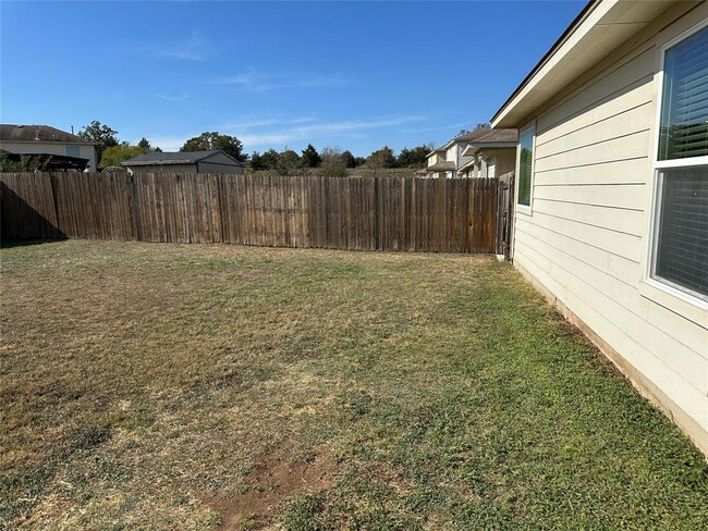 Building Photo - 316 Pack Horse Dr