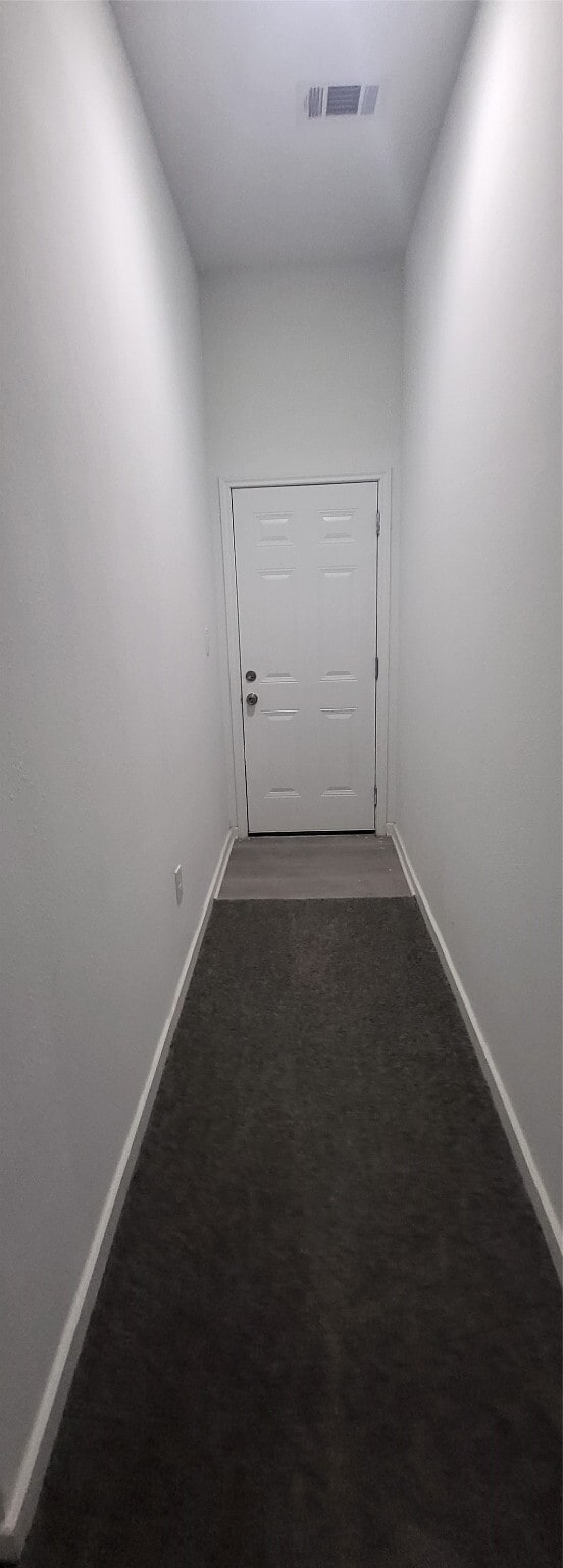 Building Photo - 324 New Hampshire St