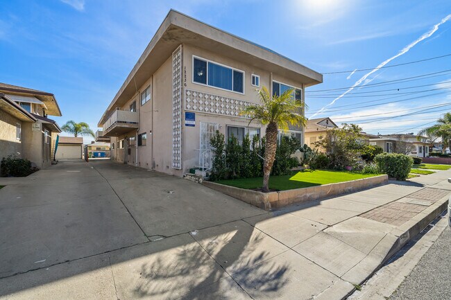 Floorplan - 12236 Manor Dr.