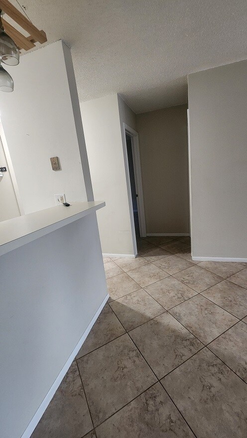 Building Photo - 98442 Windward Ave