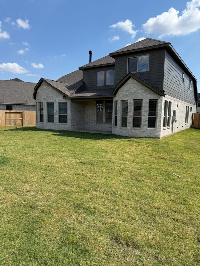 Building Photo - 8703 Beaming Creek Ct