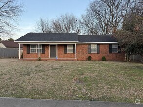 Building Photo - Four Bedroom in Huntsville, AL