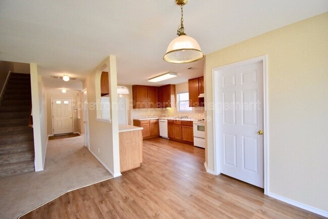 Building Photo - 10527 Cub Haven