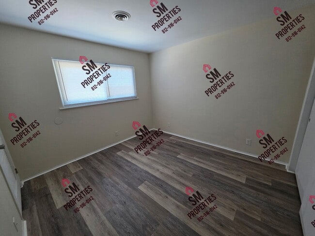 Building Photo - 406 Edgar St