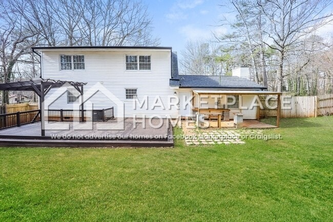 Building Photo - 48 Lynn Cir