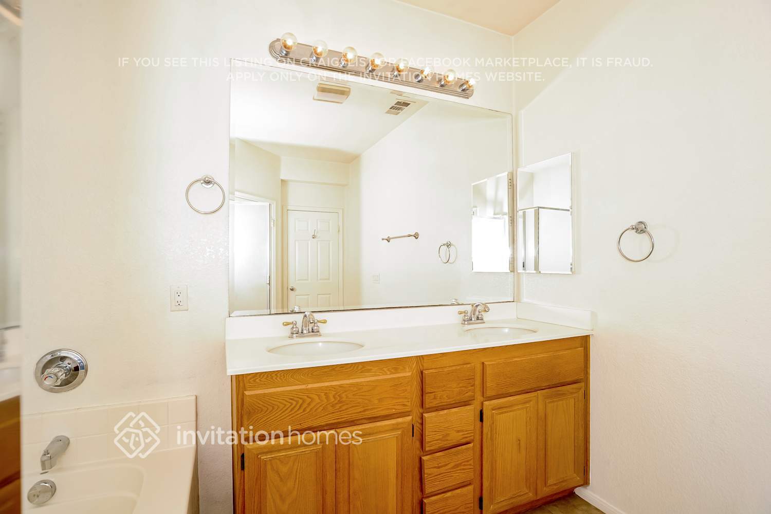 Building Photo - 4551 Jade Ct