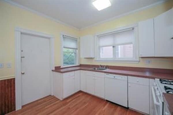 Building Photo - 60 Highland Ave