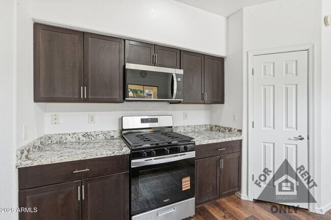 Building Photo - 4321 W Judson Dr