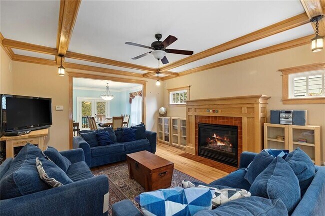 Building Photo - 120 Park Pl