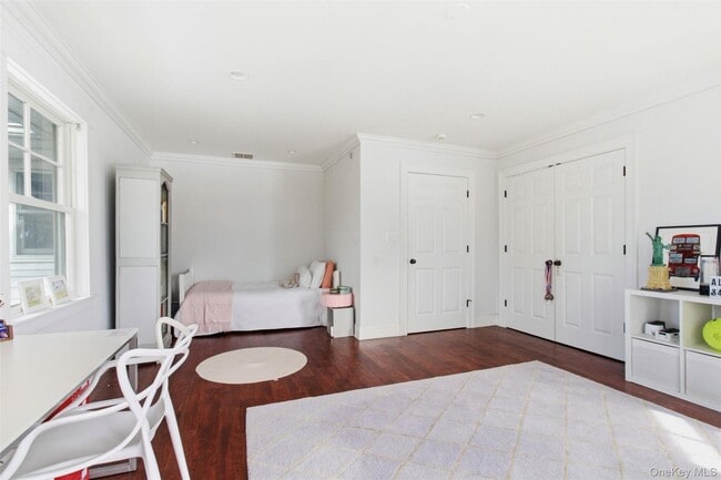 Building Photo - 74 Old Post Ln